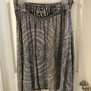 Forever 21 knee length skirt